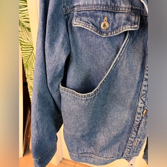 VTG 90’s Women’s Jean Jacket with Patchwork Interior Medium - Picture 6 of 12